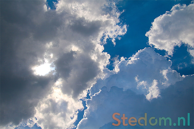 Canon EOS 750D (EOS Rebel T6i / EOS Kiss X8i) sample photo. Clouds photography