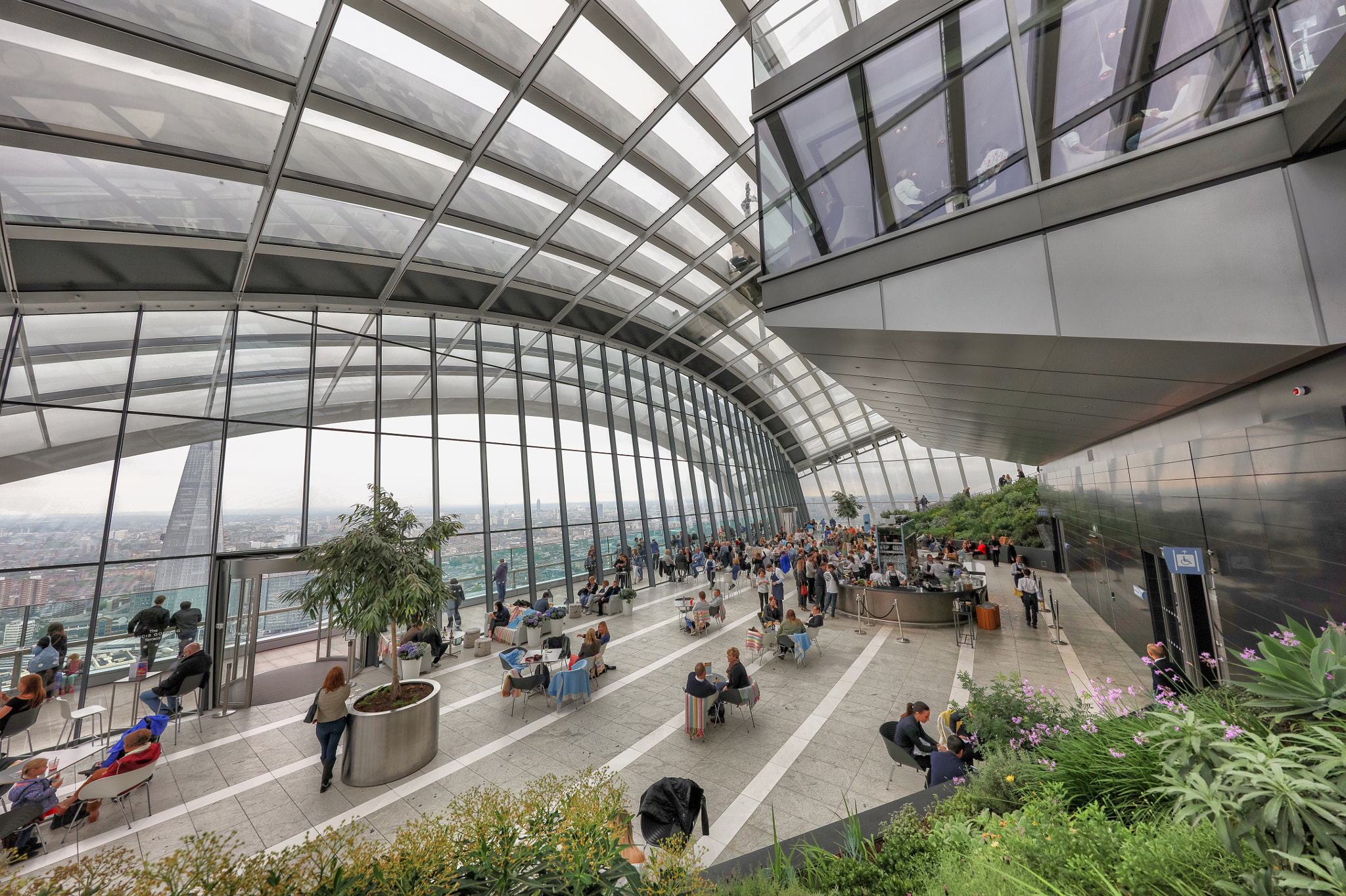 Canon EOS 5DS R + Canon EF 11-24mm F4L USM sample photo. U.k. london photography