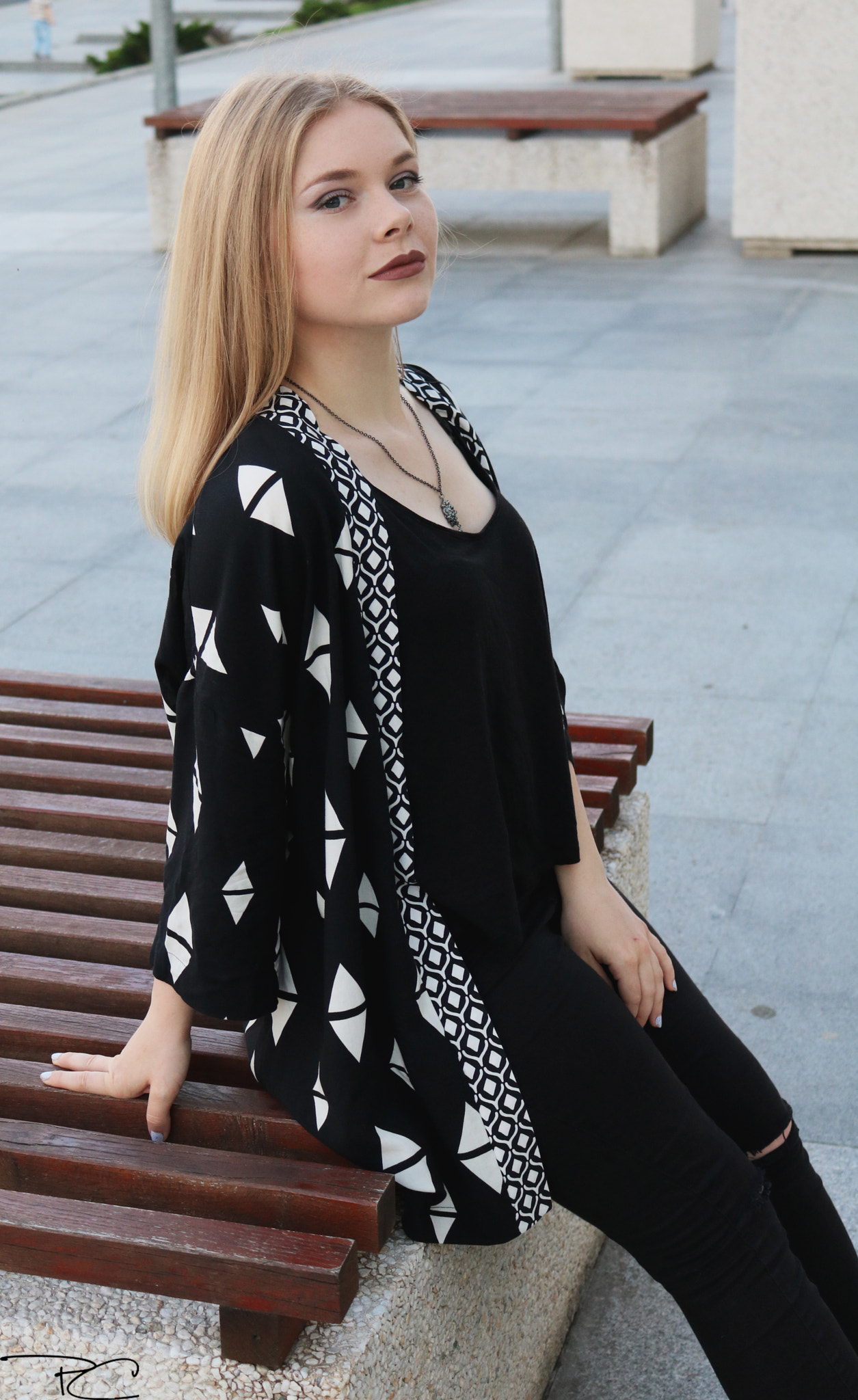 Canon EOS 750D (EOS Rebel T6i / EOS Kiss X8i) sample photo. Her photography