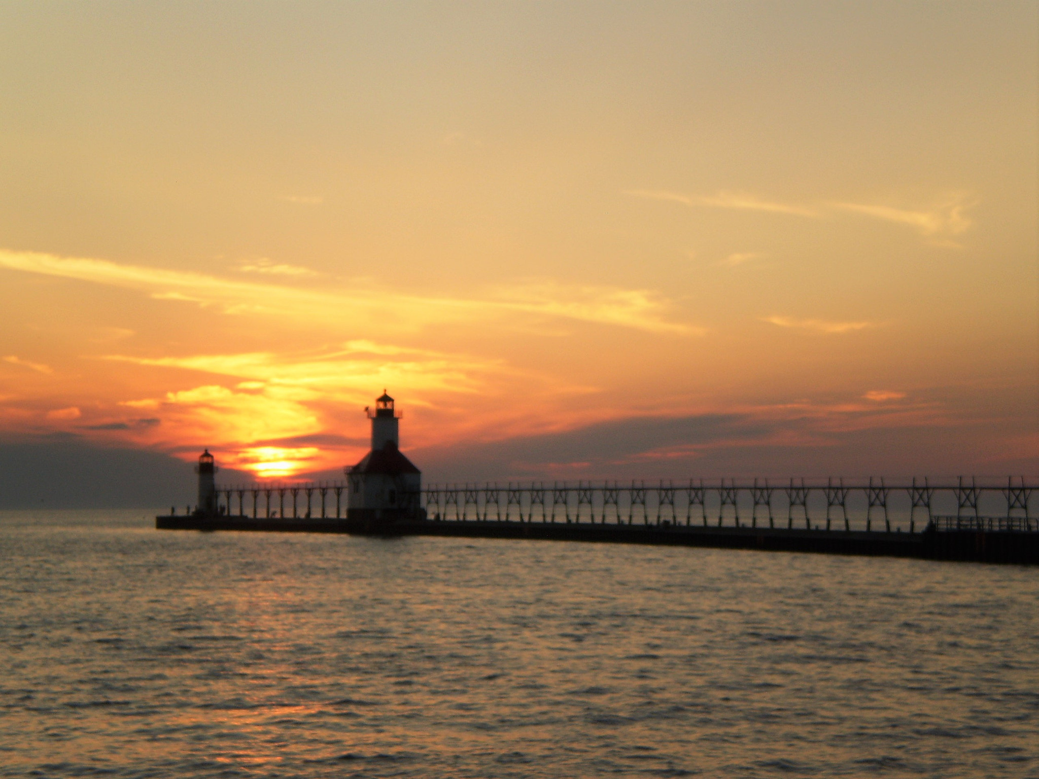 Olympus FE20,X15,C25 sample photo. Sunset and lighthouse photography