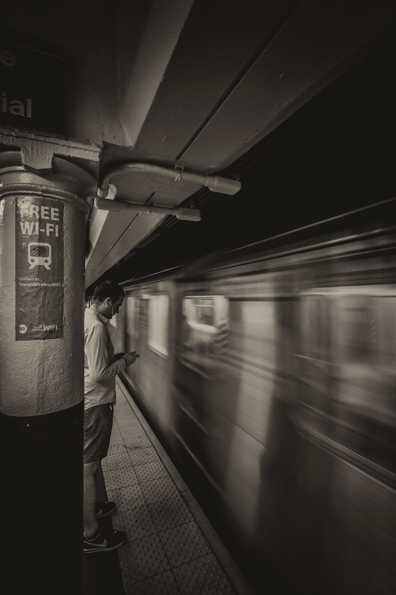 Canon EF-S 10-18mm F4.5–5.6 IS STM sample photo. 4 train photography