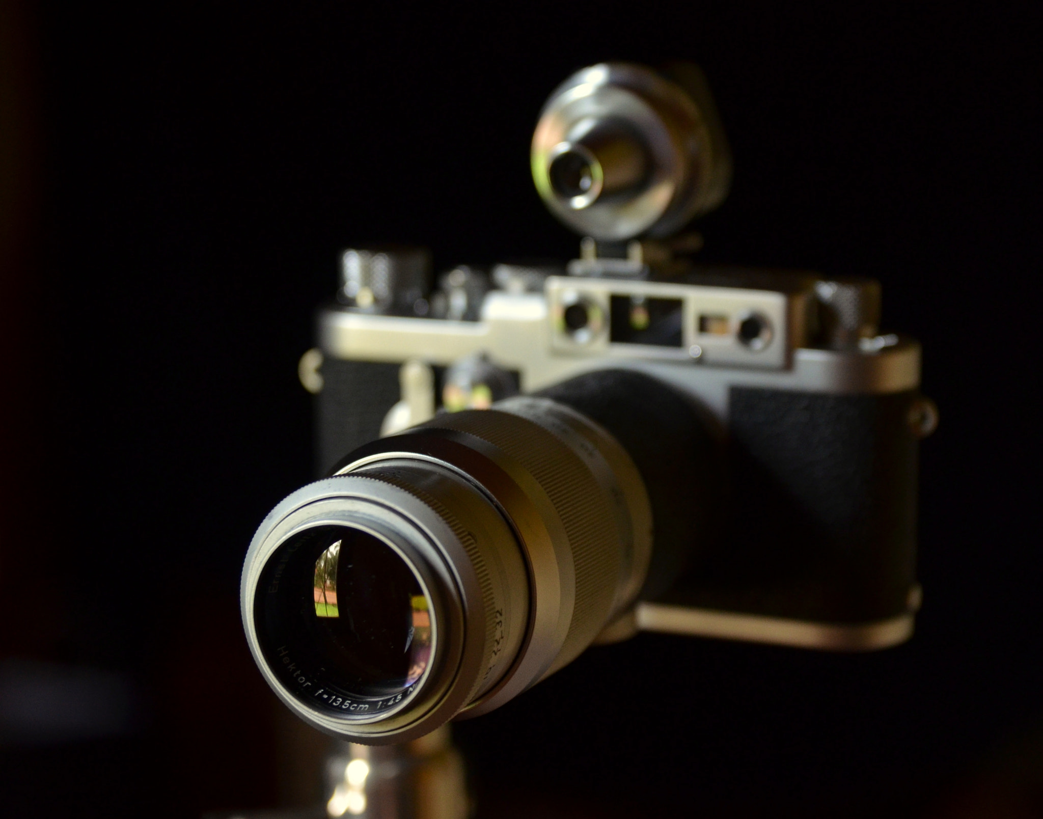 Leica IIIG + Hektor 135 f4.5 + VIOOH