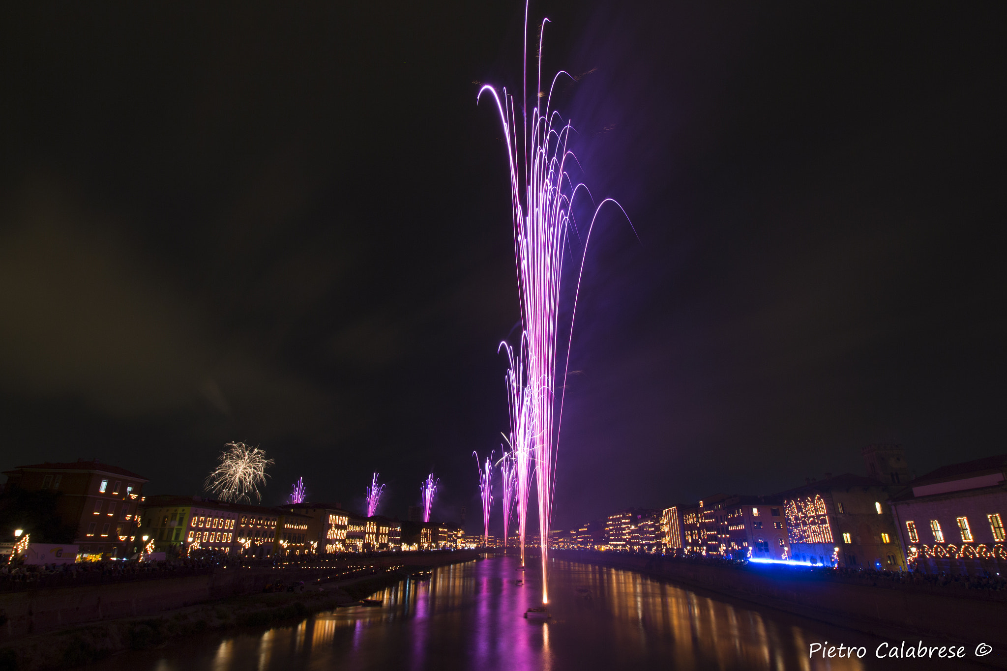 Canon EF-S 10-18mm F4.5–5.6 IS STM sample photo. Luminara di san ranieri (pisa) photography