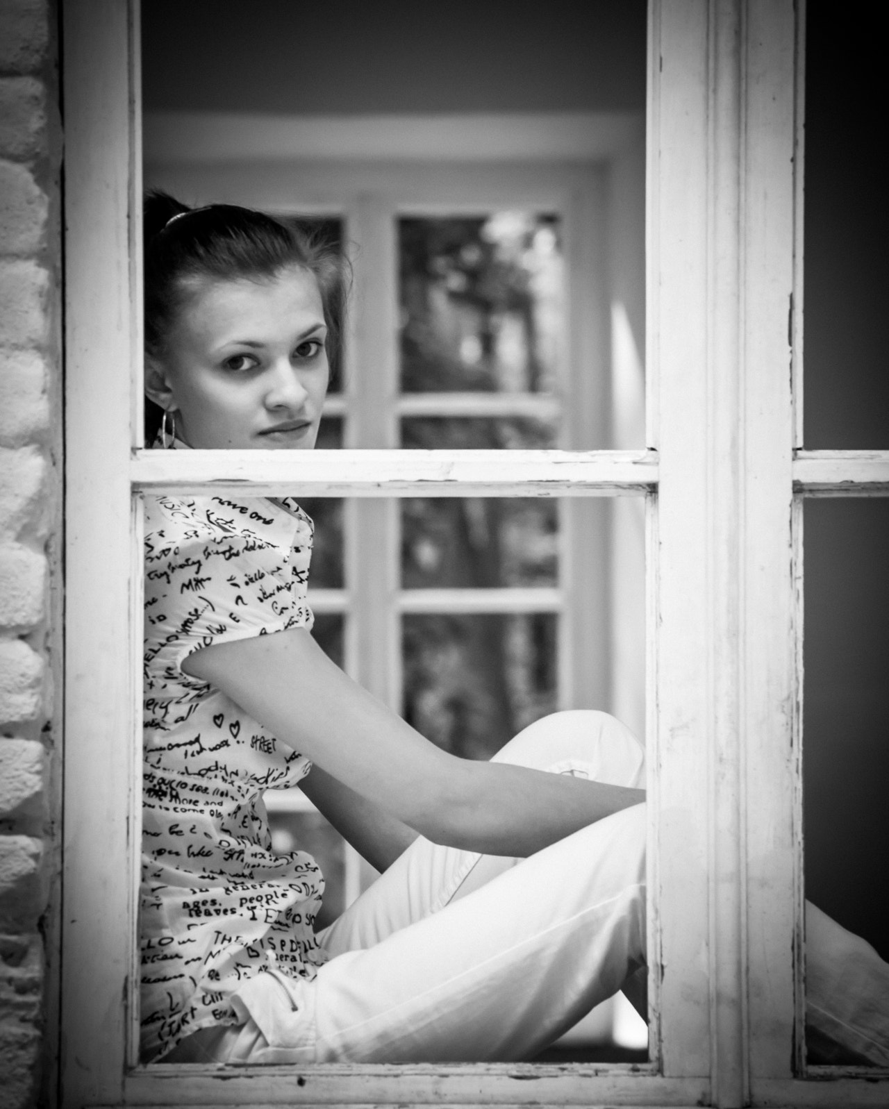 Sony Alpha DSLR-A380 sample photo. Outside the window photography