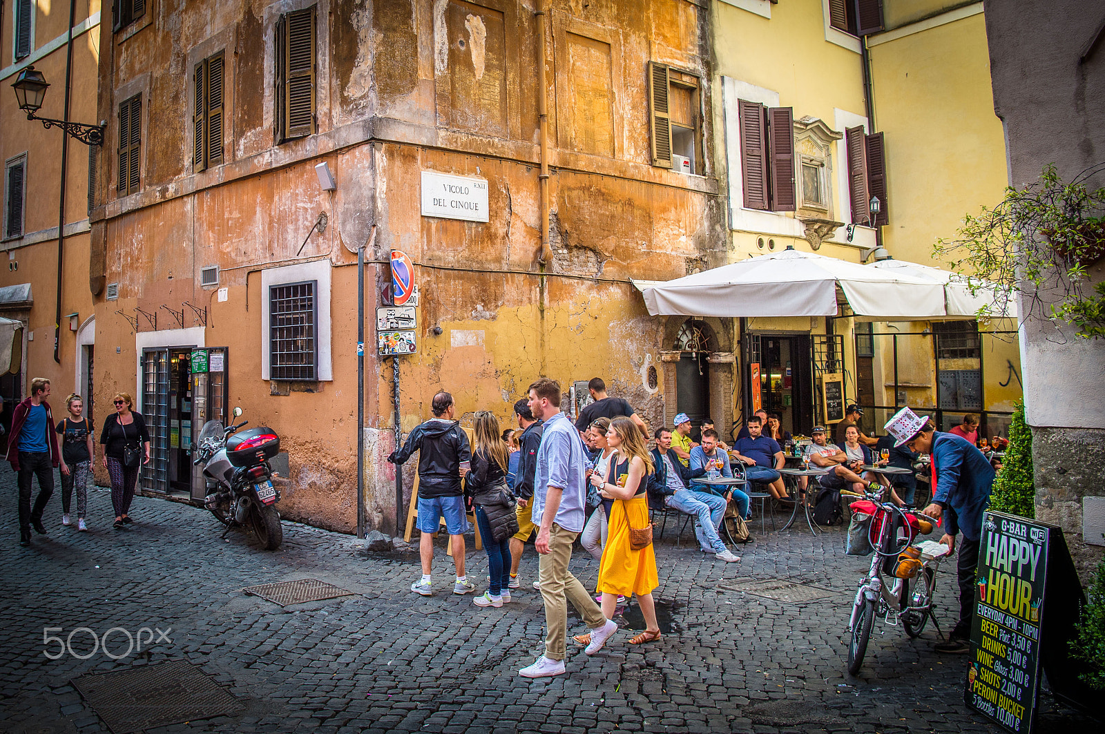 Nikon AF-S Nikkor 24-70mm F2.8E ED VR sample photo. Vicolo del cinque photography