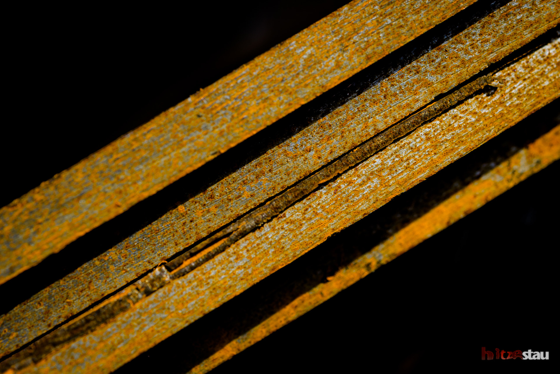 Nikon AF-S Micro-Nikkor 60mm F2.8G ED sample photo. Metal stripes photography