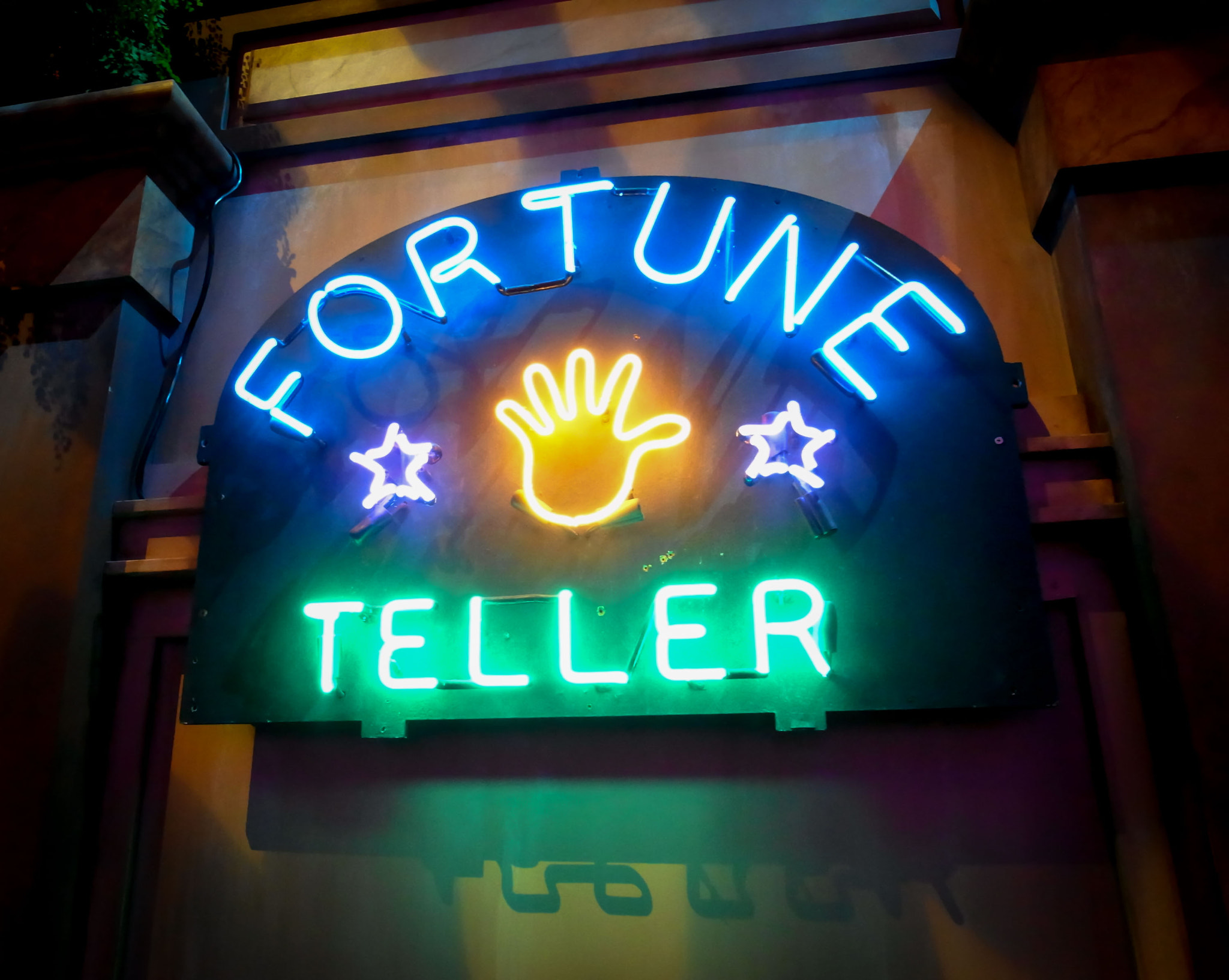 RICOH GR LENS sample photo. Fortune teller photography