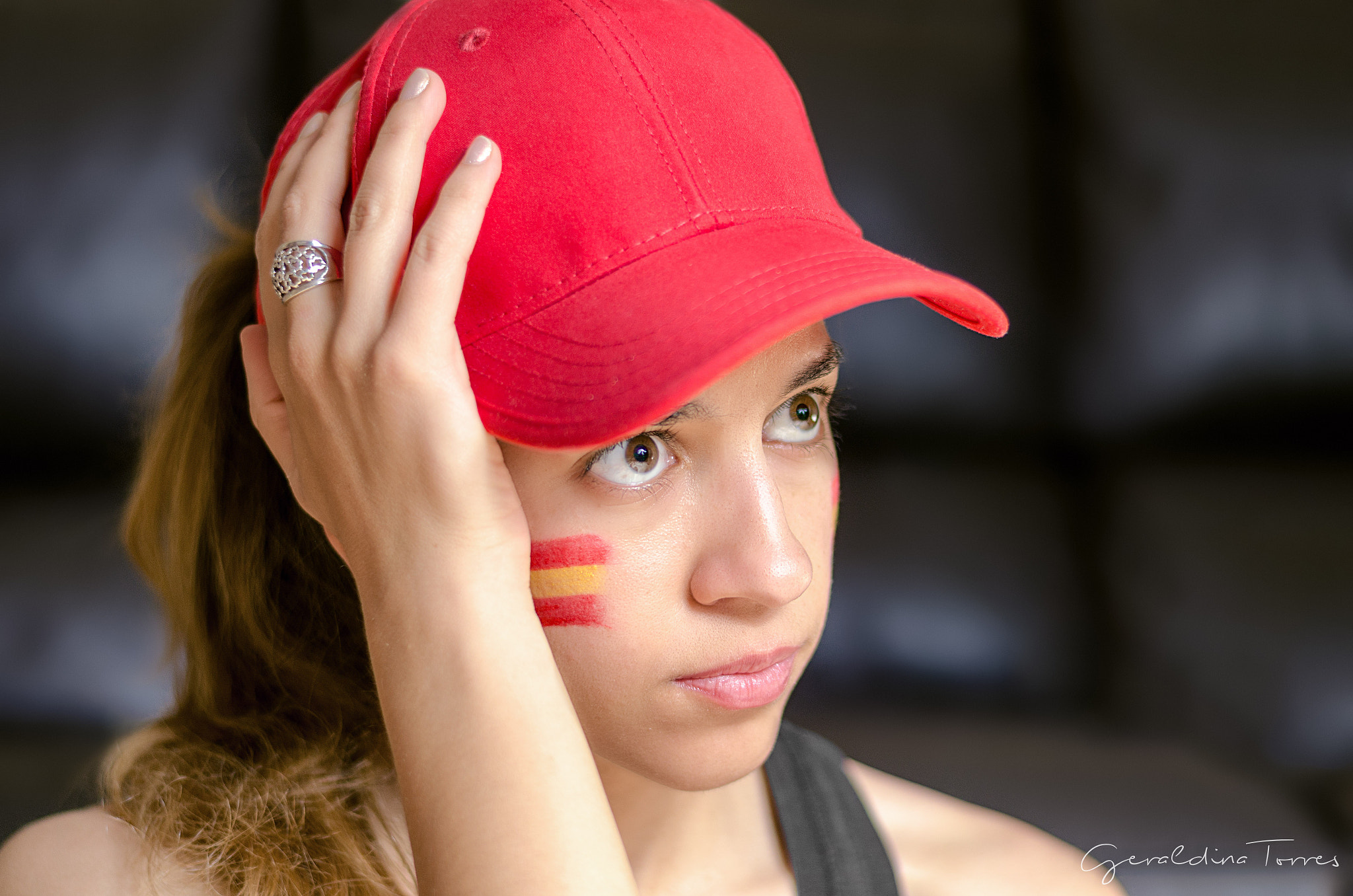 Con la roja!