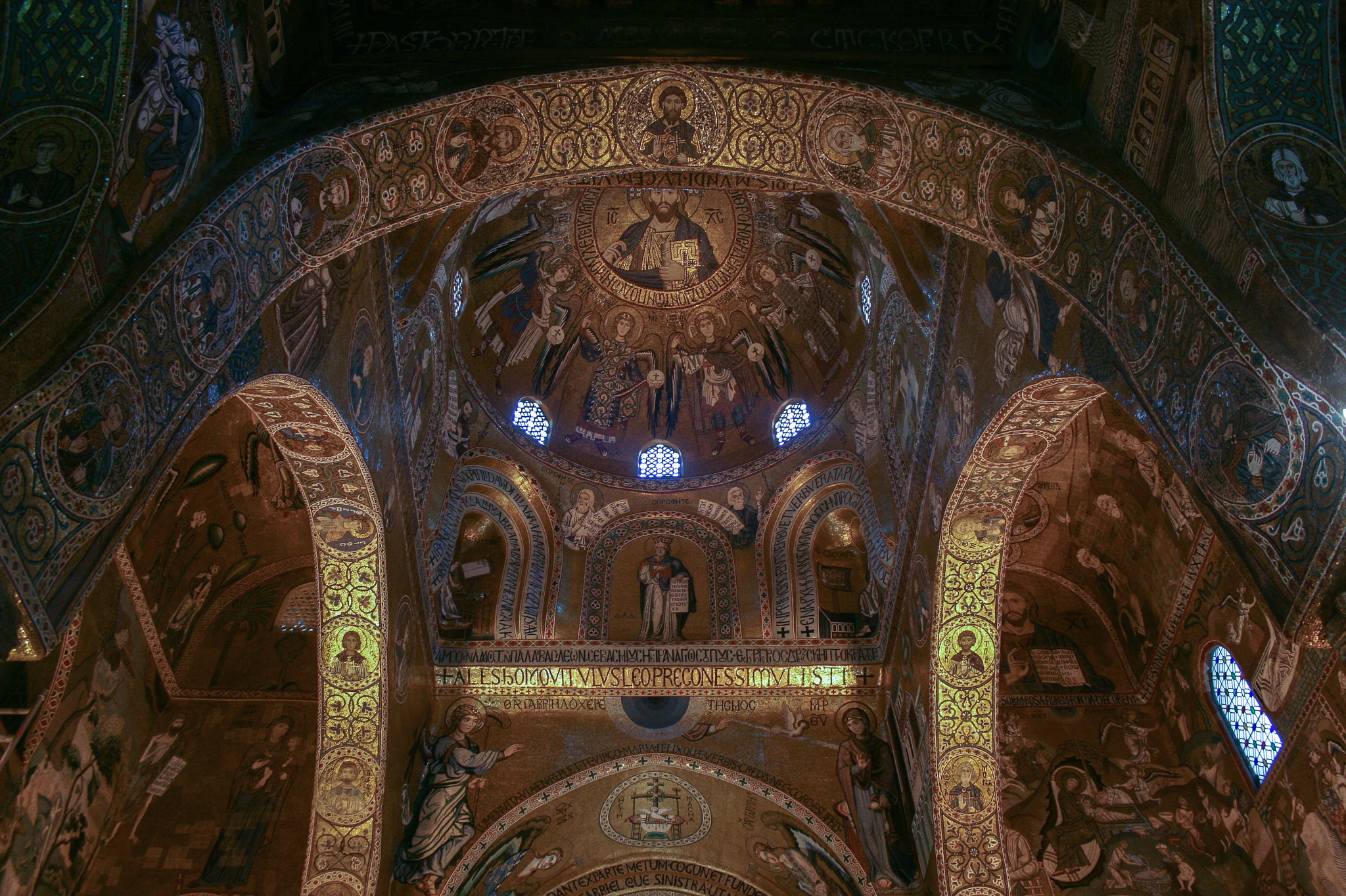 Canon EF-S 18-55mm F3.5-5.6 sample photo. Capella palatina photography