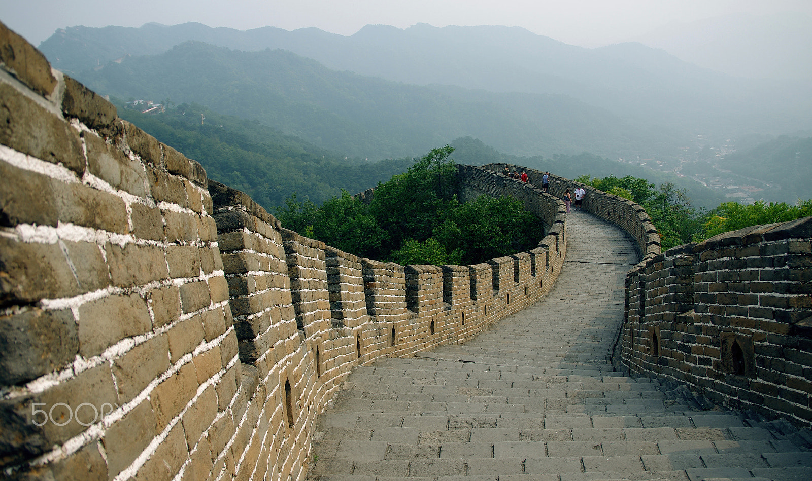 Sigma 17-70mm F2.8-4 DC Macro HSM | C sample photo. Great wall photography