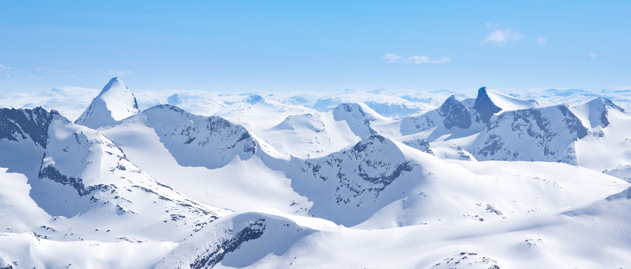 Pentax smc FA 77mm 1.8 Limited sample photo. Alps of norway photography