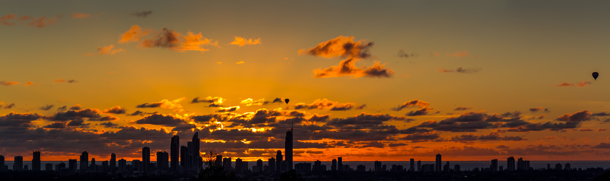 Canon EF 75-300mm f/4-5.6 USM sample photo. Surfers paradise panorama photography