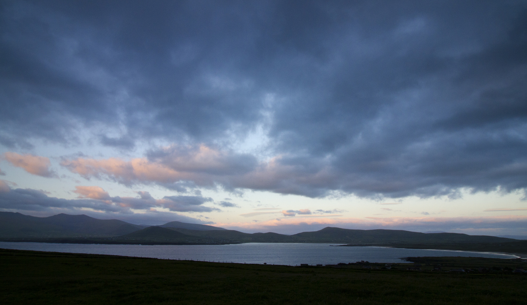 Canon EF-S 10-18mm F4.5–5.6 IS STM sample photo. Evening beal ban photography