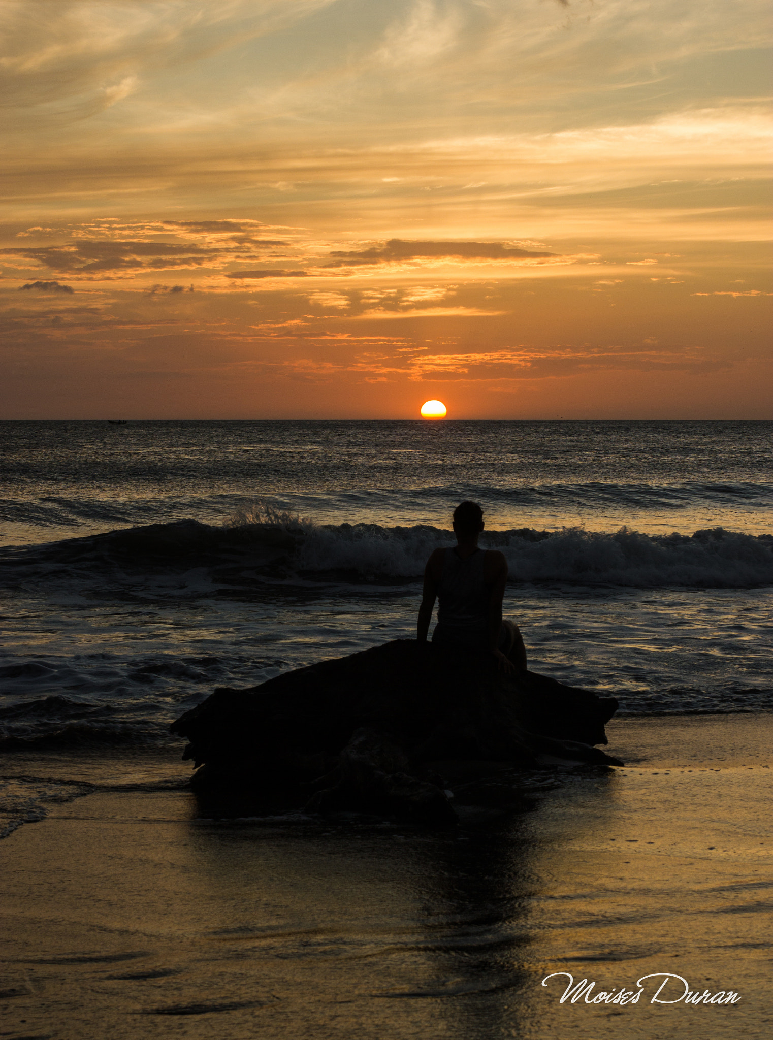 Canon EF 35-80mm f/4-5.6 sample photo. Reflexions... photography