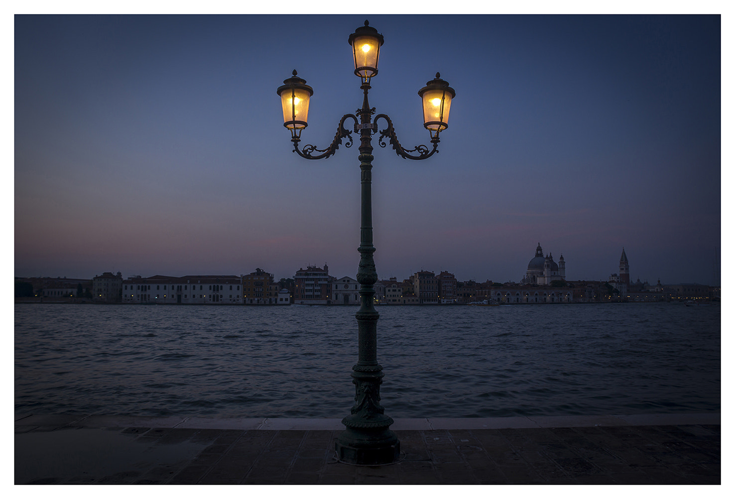 Sony DT 18-70mm F3.5-5.6 sample photo. Lantaarn web photography