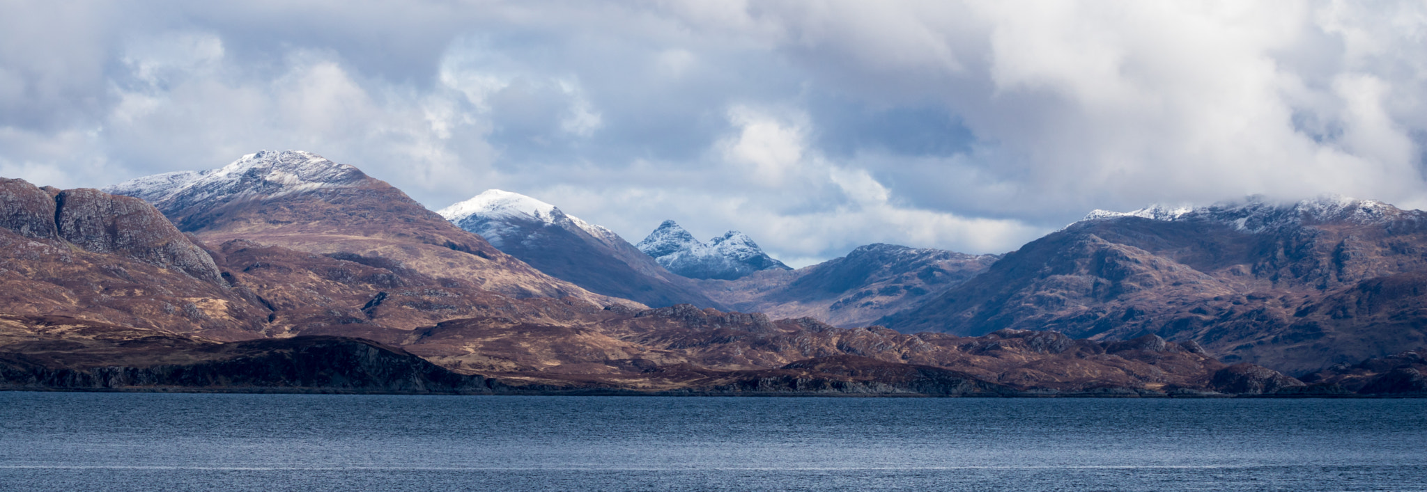 Canon EOS 760D (EOS Rebel T6s / EOS 8000D) + Canon EF 70-200mm F4L USM sample photo. Scotland from skye photography