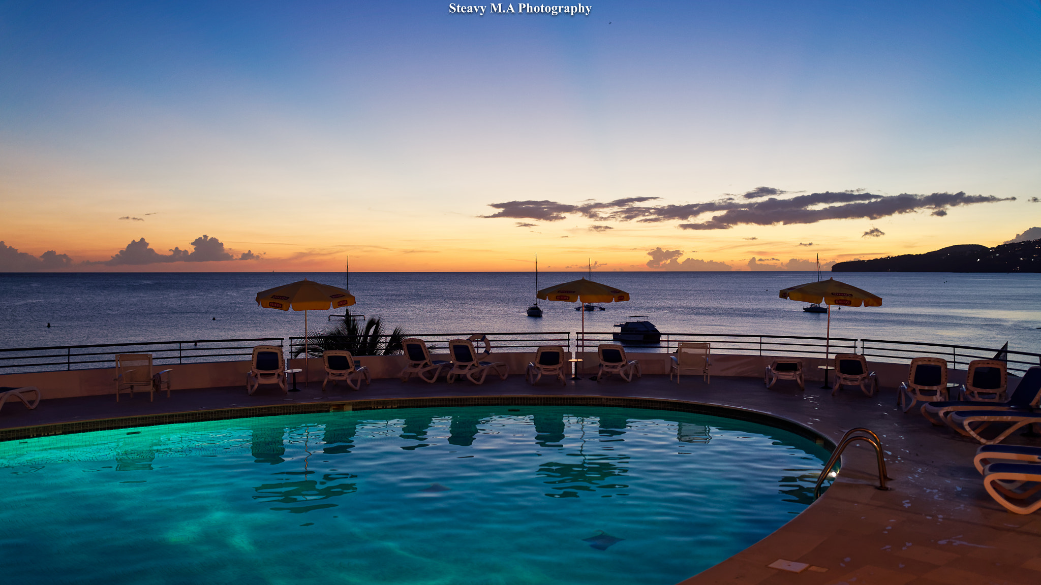 Canon EF 35mm F1.4L II USM sample photo. Sunset pool photography