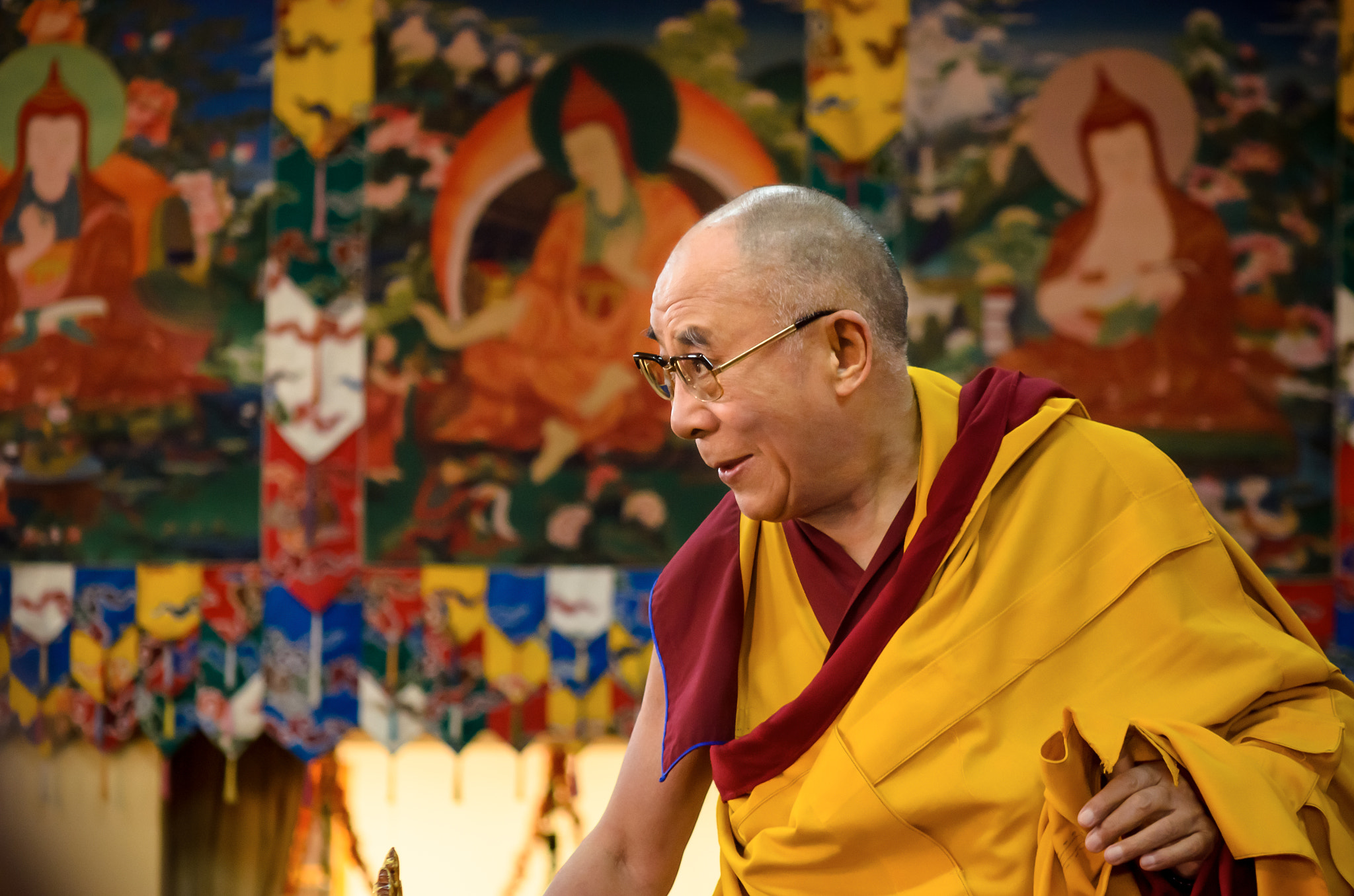 Nikon D7000 + AF Nikkor 70-210mm f/4-5.6 sample photo. His holiness the 14th dalai lama photography