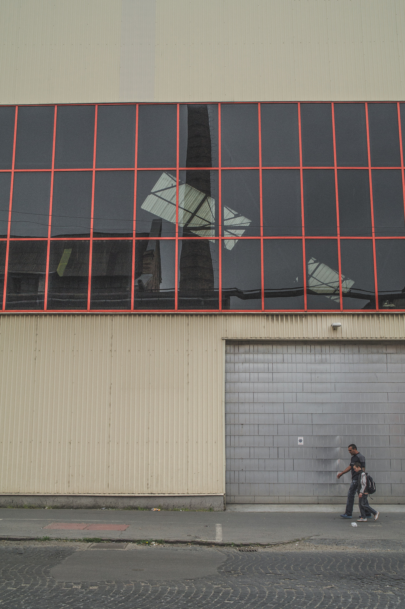 Samsung NX10 sample photo. On the streets of budapest photography