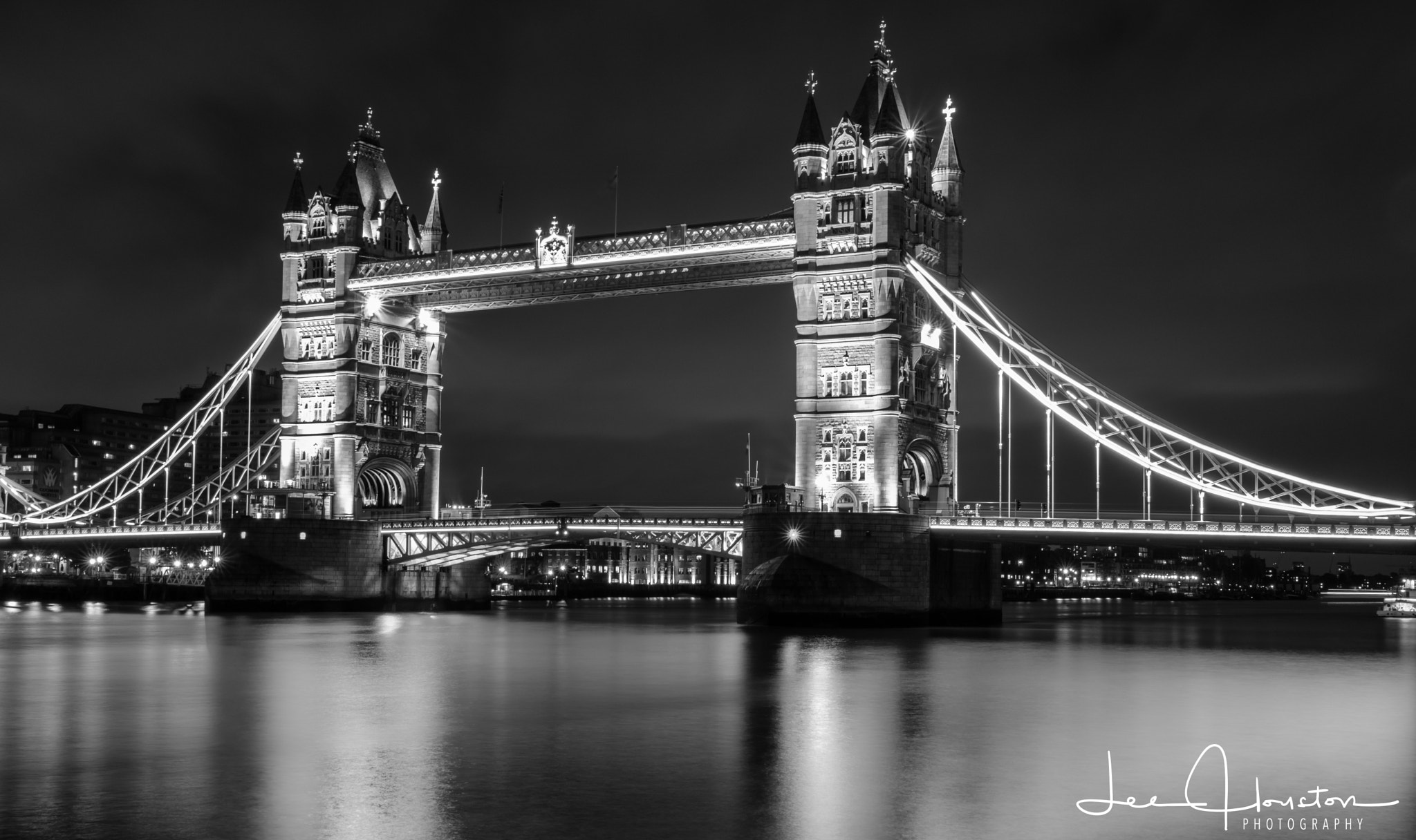 Canon EOS 750D (EOS Rebel T6i / EOS Kiss X8i) sample photo. Tower bridge photography
