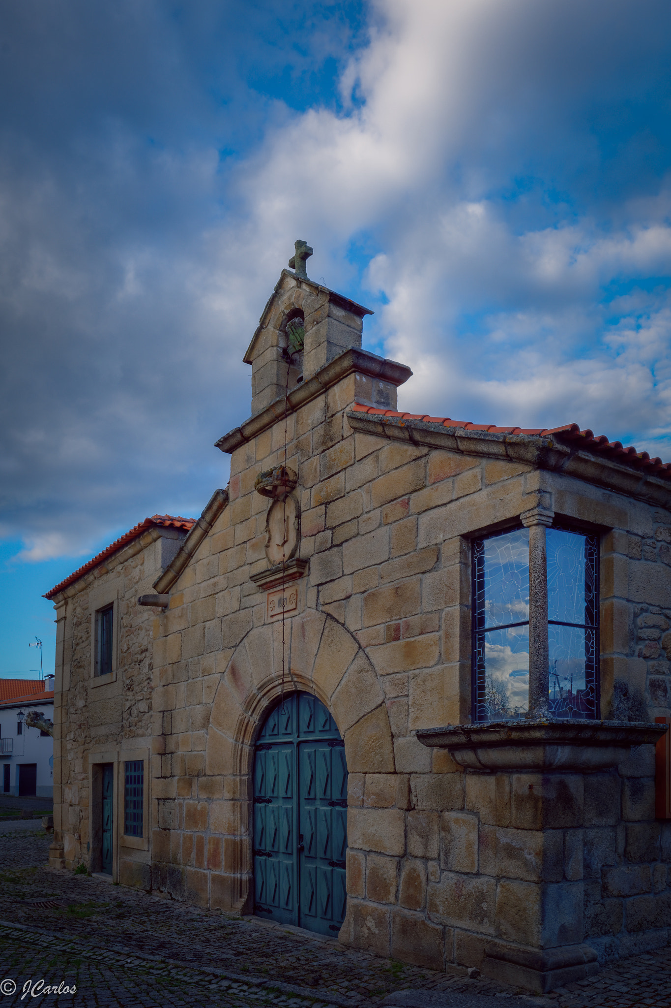 Nikon D7100 + Samyang 16mm F2 ED AS UMC CS sample photo. Heaven is on your window photography