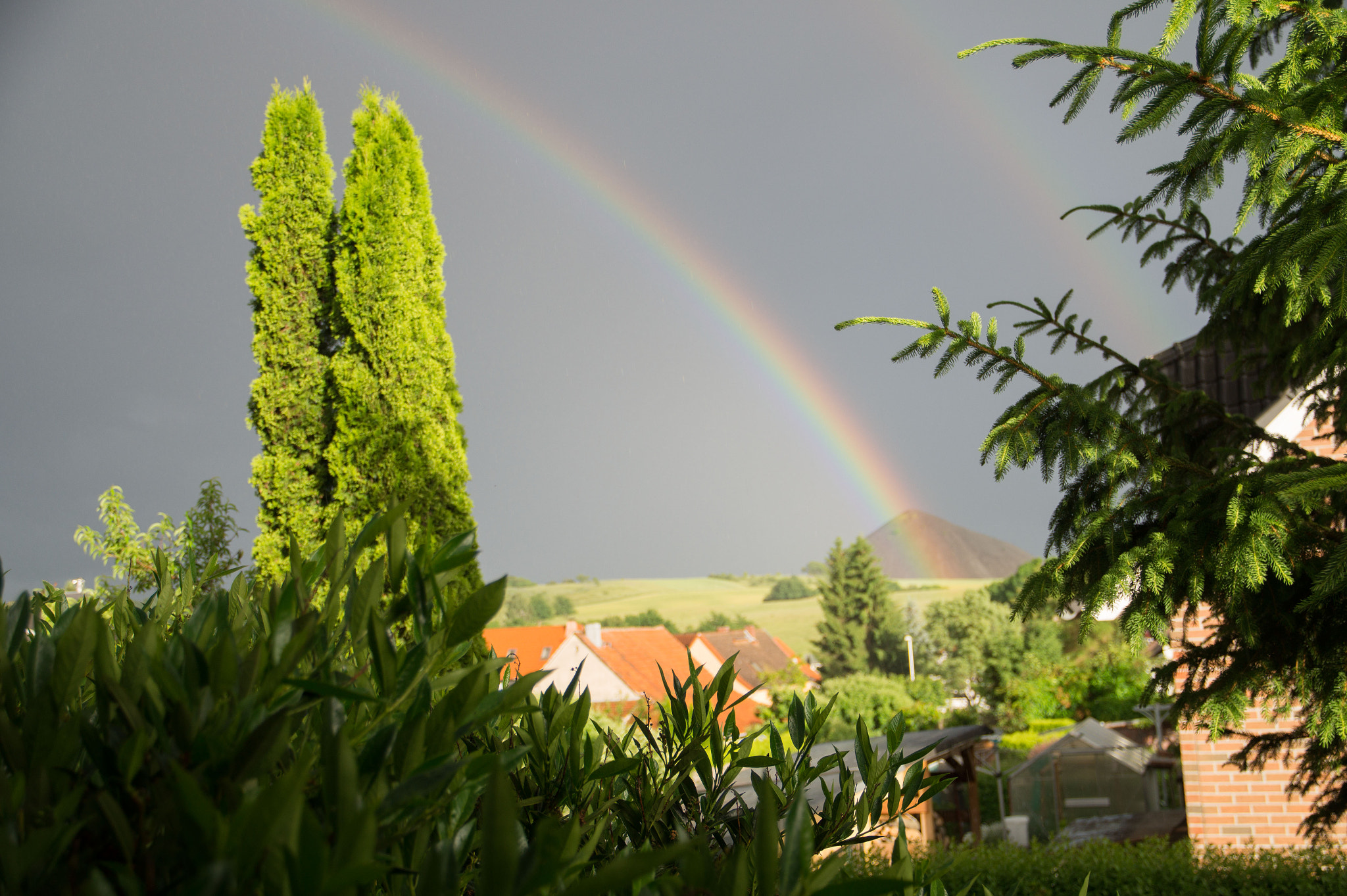 Sony SLT-A58 + Sigma 17-70mm F2.8-4 DC Macro HSM sample photo. Regenbogen über lengefeld  photography