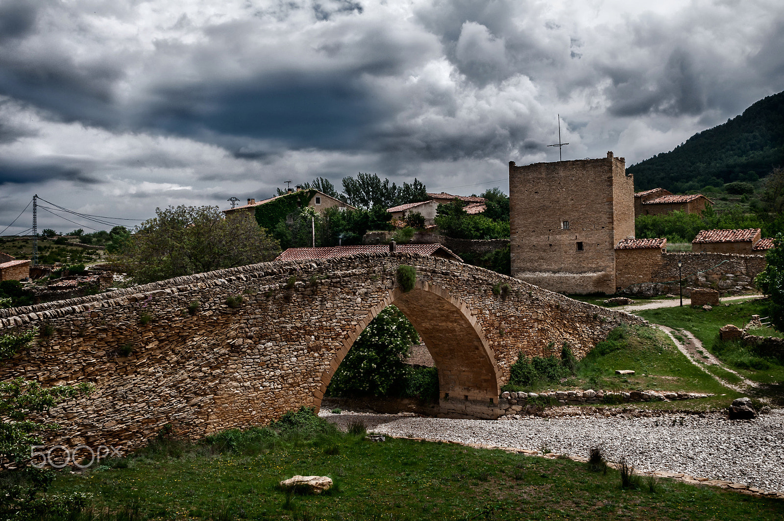 Sigma 24-70mm F2.8 EX DG HSM sample photo. El puente hacia las nubes photography