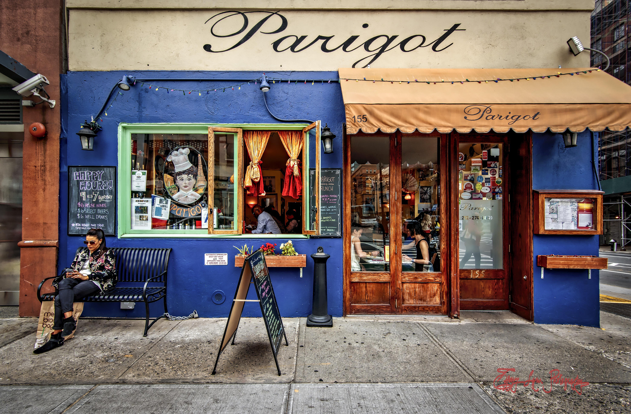 Nikon D600 + Tokina AT-X 17-35mm F4 Pro FX sample photo. The parigot cafe photography