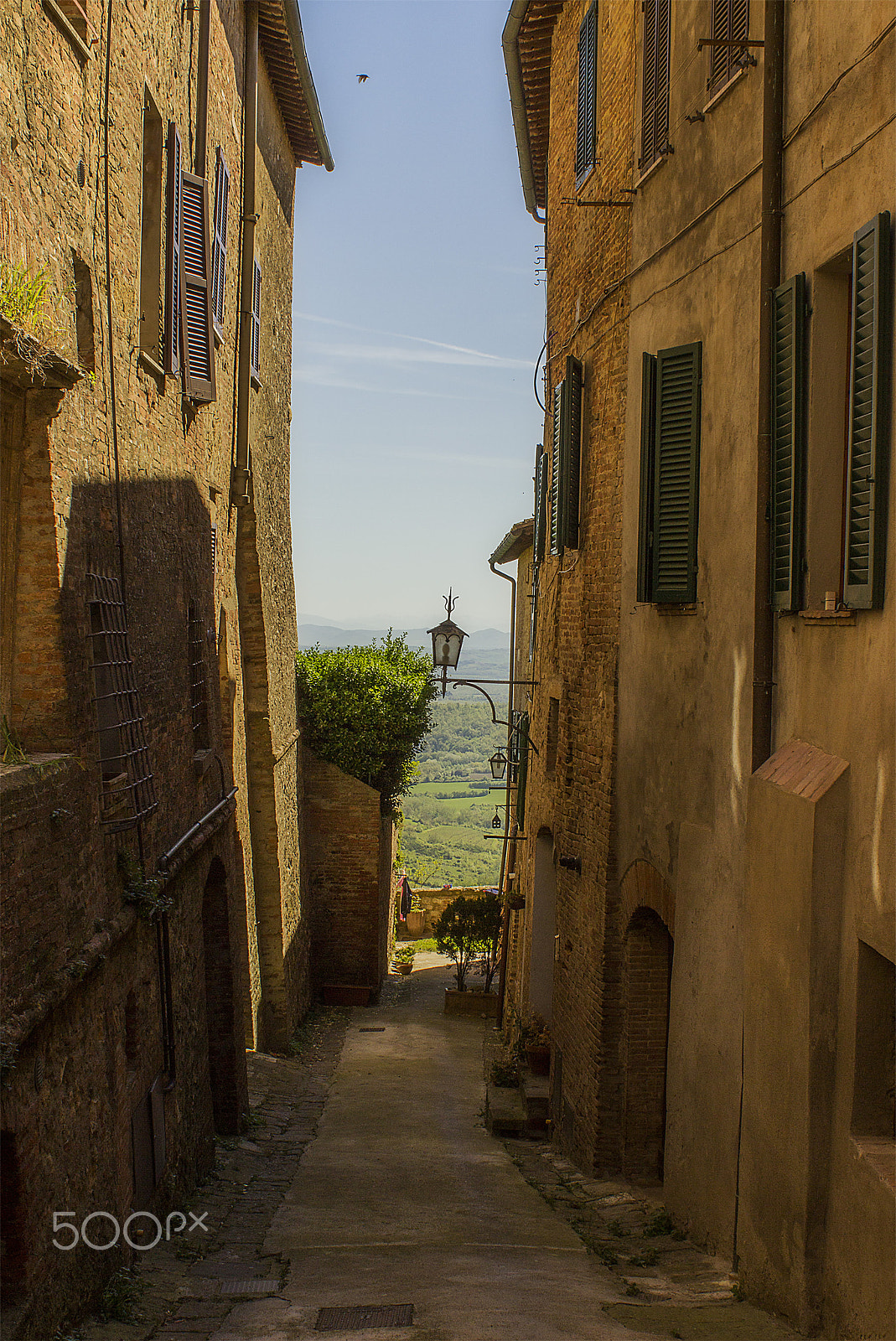 Canon EOS 600D (Rebel EOS T3i / EOS Kiss X5) + Canon EF 28mm F2.8 sample photo. View from montepulciano photography