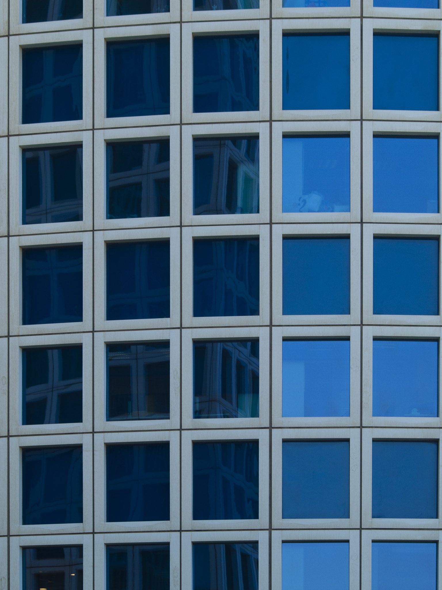Olympus E-520 (EVOLT E-520) sample photo. Tel-aviv city reflections photography