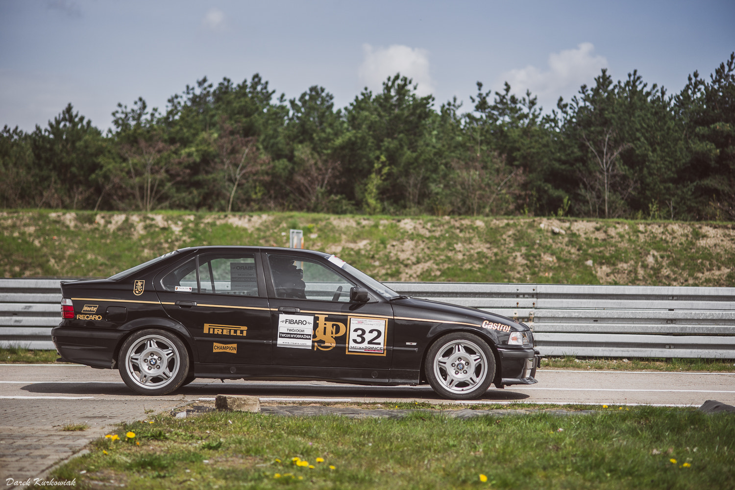 Sony Alpha DSLR-A850 + Sony 85mm F2.8 SAM sample photo. Track day machine photography