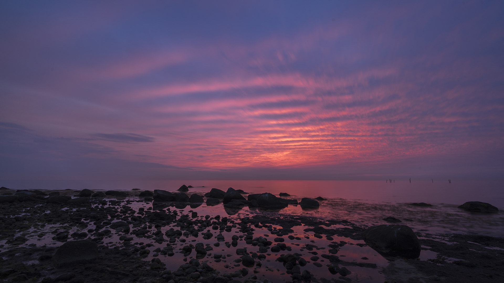 Sony a7 II + Voigtlander SUPER WIDE-HELIAR 15mm F4.5 III sample photo. Dawn on island fehmarn photography