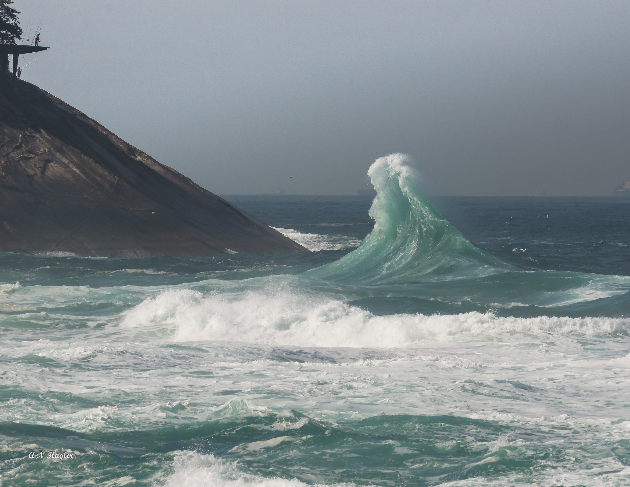 Sony 70-300mm F4.5-5.6 G SSM sample photo. Big splash in rio photography