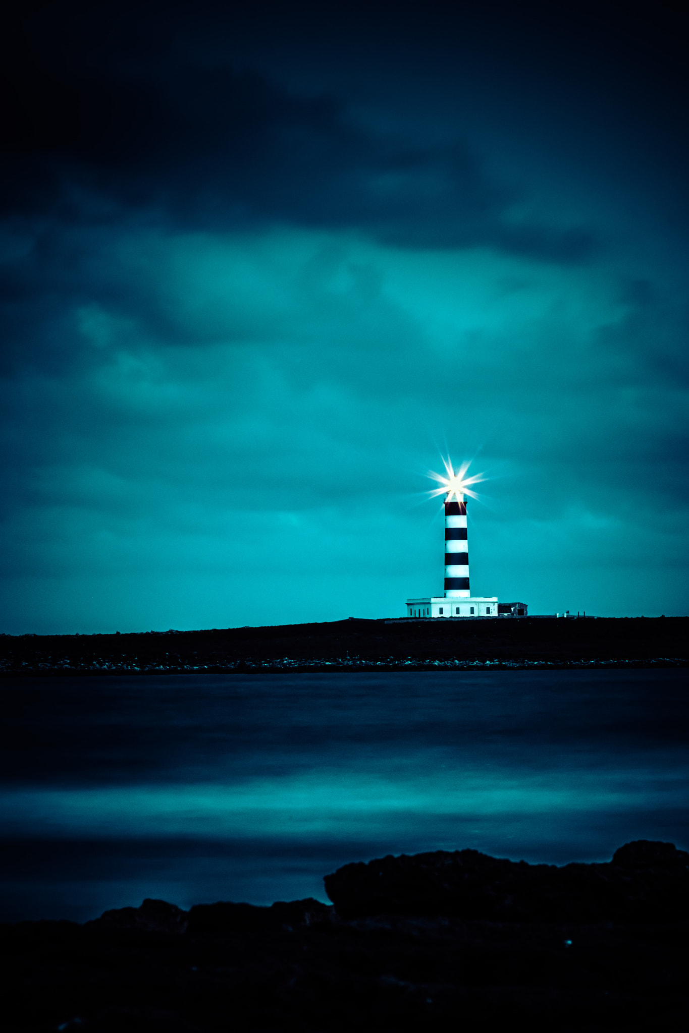 Canon EF 70-200mm F2.8L IS USM sample photo. Punta prima lighthouse photography