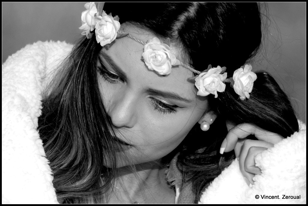 KONICA MINOLTA DYNAX 7D + Minolta AF 100-300mm F4.5-5.6 sample photo. Artiste modele / leeffe she photography