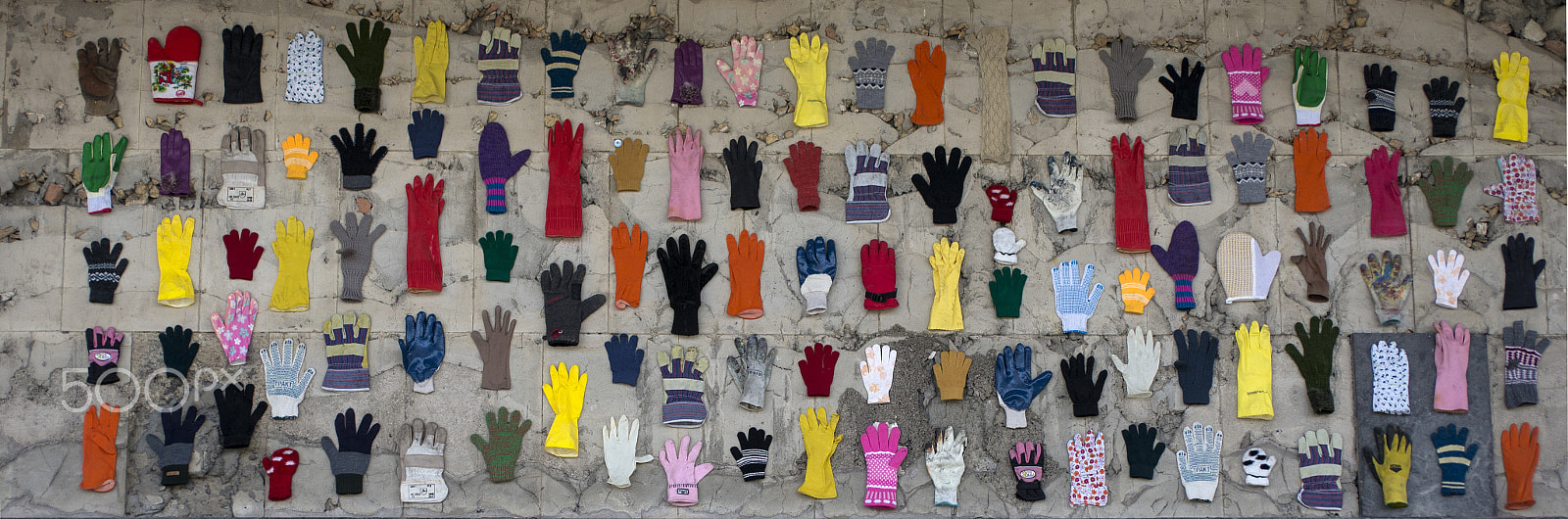 Nikon D600 + AF Zoom-Nikkor 35-70mm f/2.8D sample photo. Gloves photography