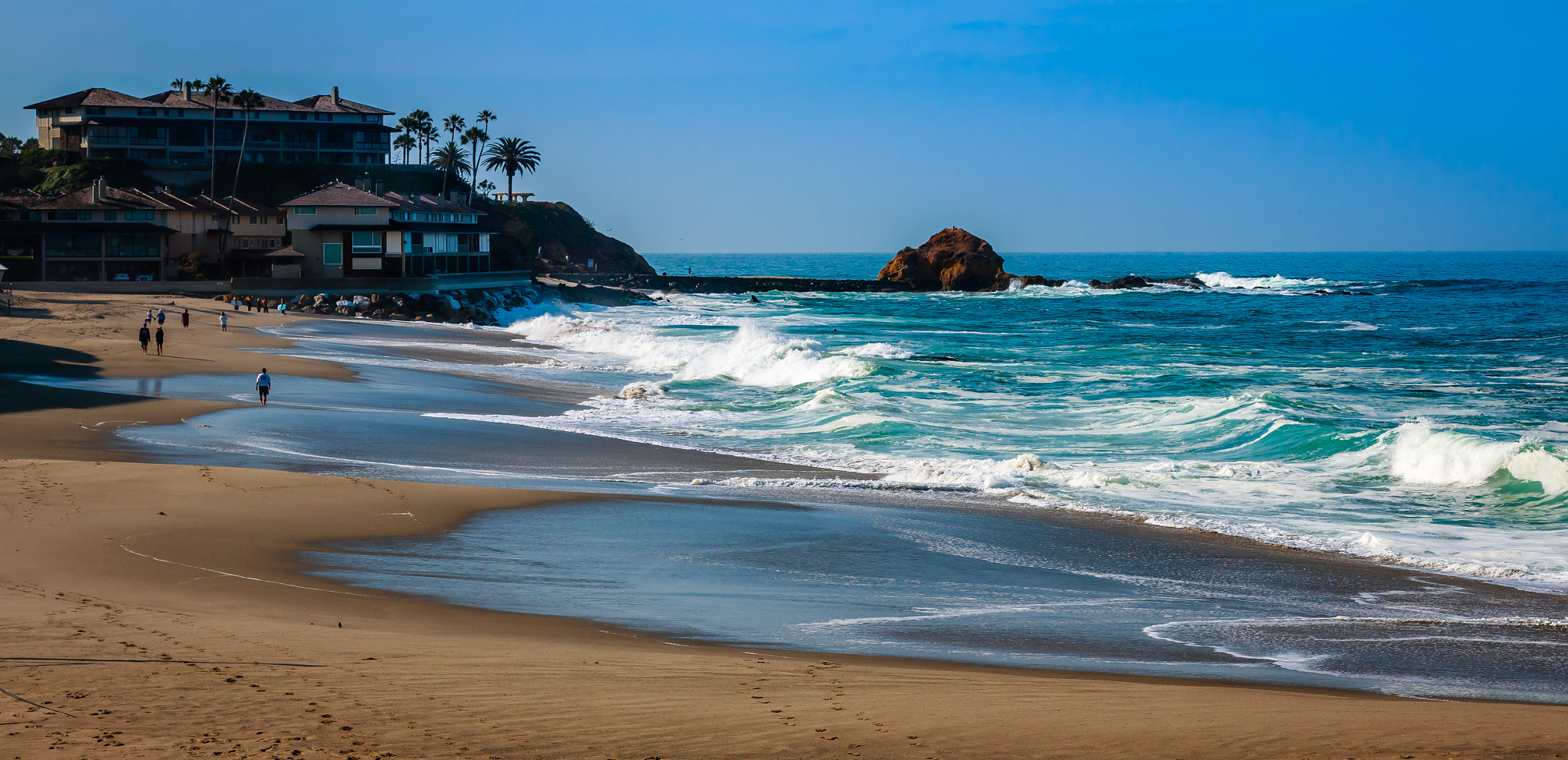 Canon EOS 70D + Canon EF 50mm F1.4 USM sample photo. Victoria beach - laguna beach ca photography