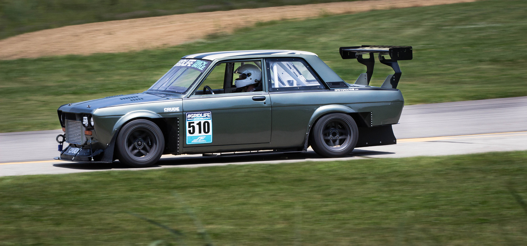 Canon EF 70-200mm F2.8L IS II USM sample photo. Datsun 510 photography