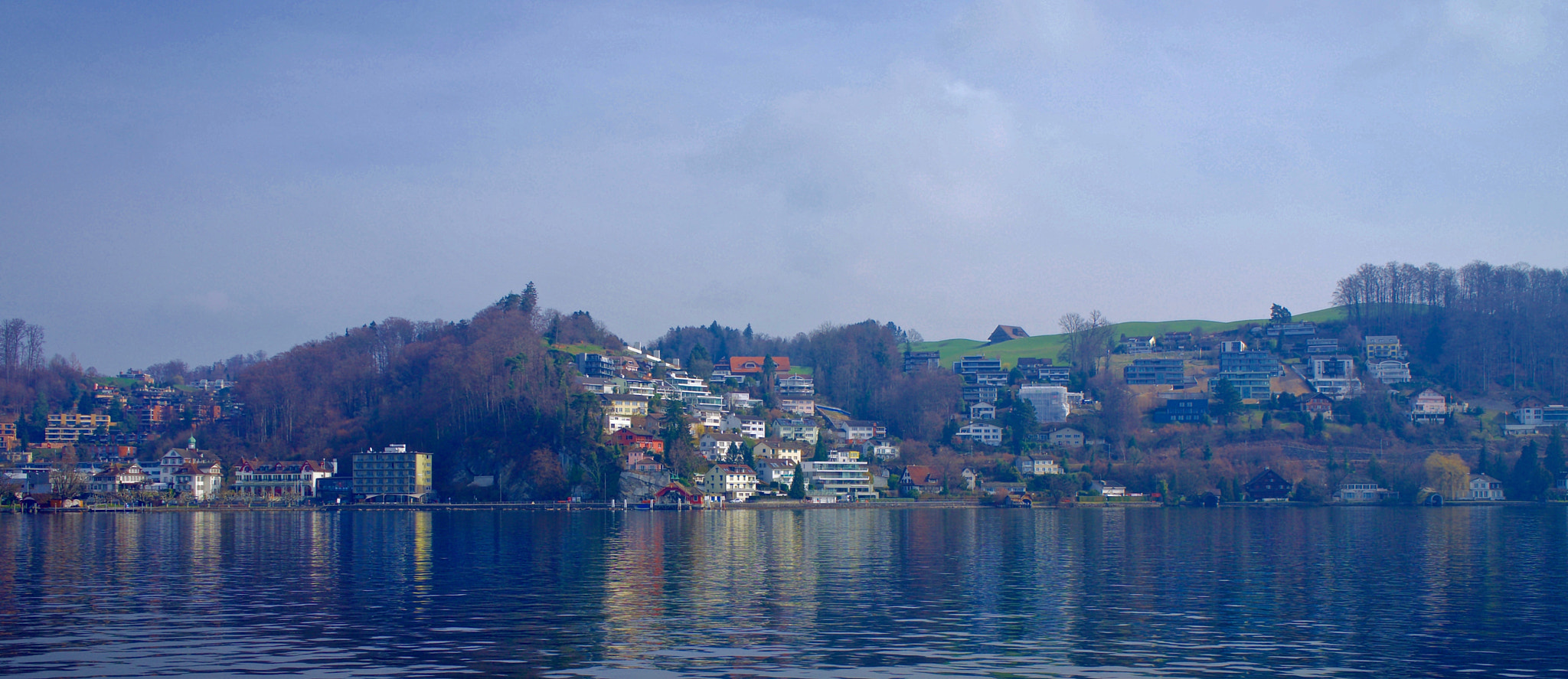 Sony a7R + Sony Distagon T* FE 35mm F1.4 ZA sample photo. Lake lucerne switzerland photography