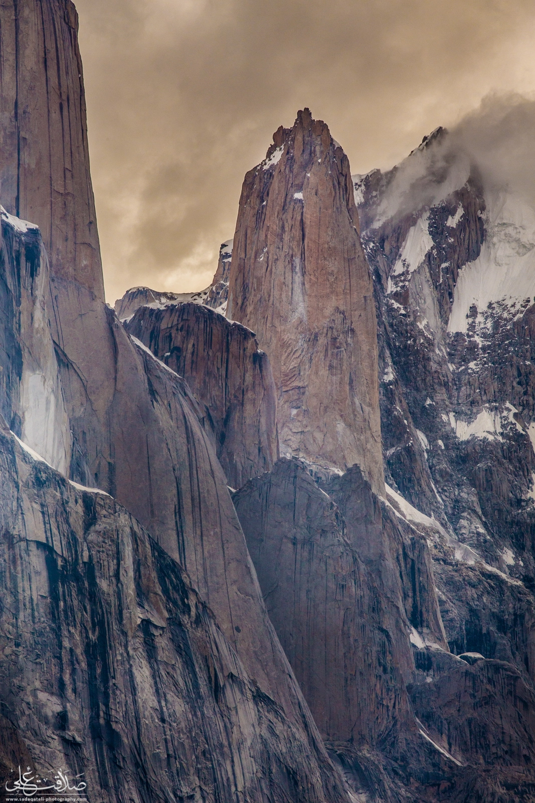 Canon EOS 6D + Canon EF 70-200mm F4L USM sample photo. Vertical limit - 6223 meters photography
