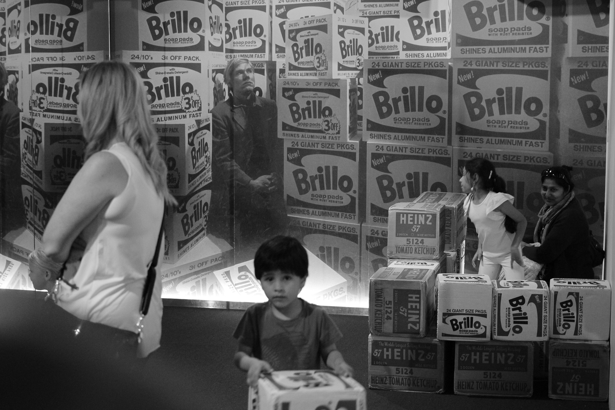 Canon EF 40mm F2.8 STM sample photo. Andy warhol is not as fun as a box. photography