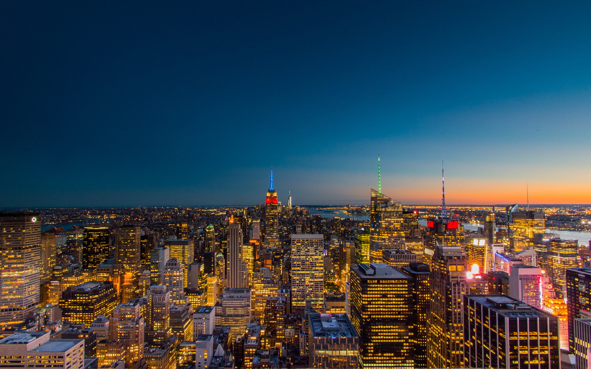 Nikon D4S sample photo. Sunset at rockefeller center photography