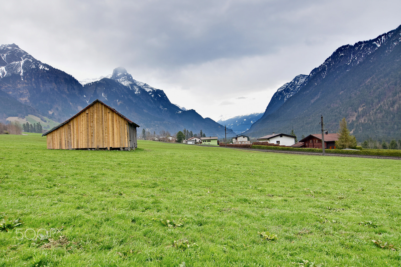 Nikon D7200 + Tokina AT-X Pro 11-16mm F2.8 DX sample photo. Cabin in the austrian countryside photography