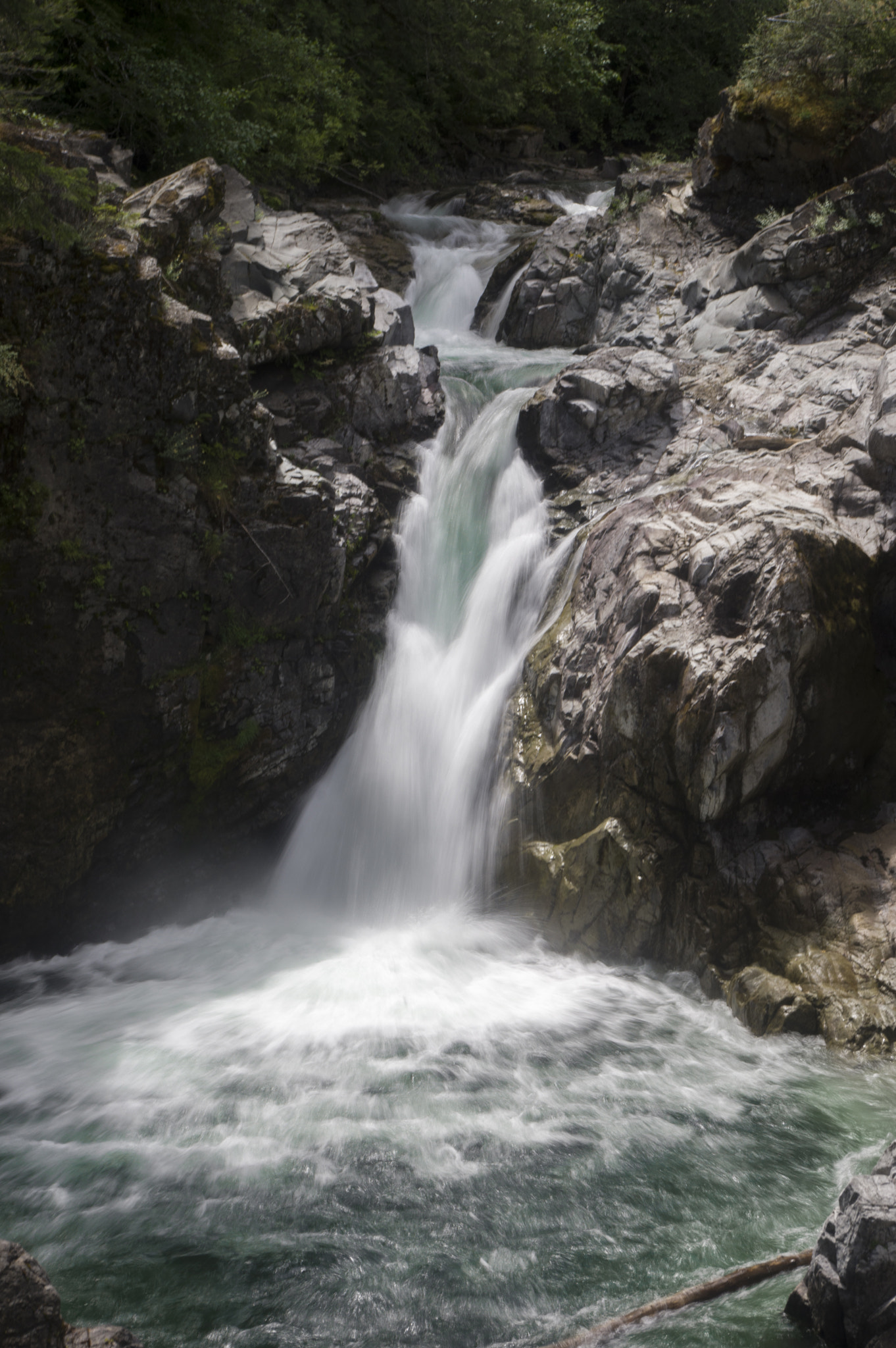 Pentax smc DA 18-55mm F3.5-5.6 ED AL II (IF) sample photo. Little qualcum falls 3 photography