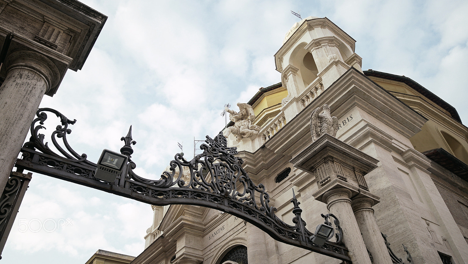 16-35mm F4 G SSM OSS sample photo. Vatican city photography