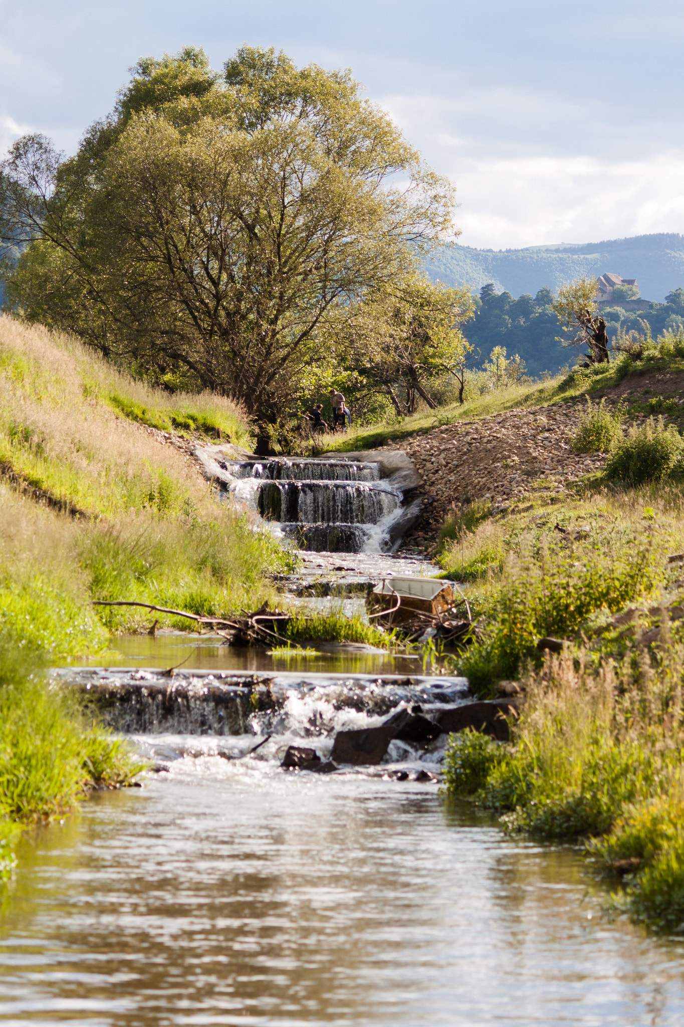 Canon EF-S 55-250mm F4-5.6 IS II sample photo. Small waterfall photography