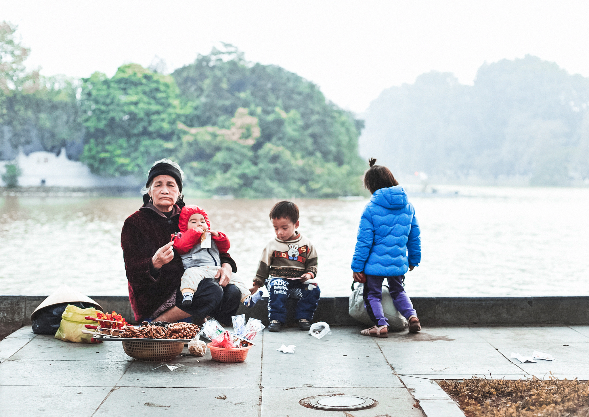 Canon EOS 5D + Canon EF 50mm F1.4 USM sample photo. In hanoi - vietnam photography