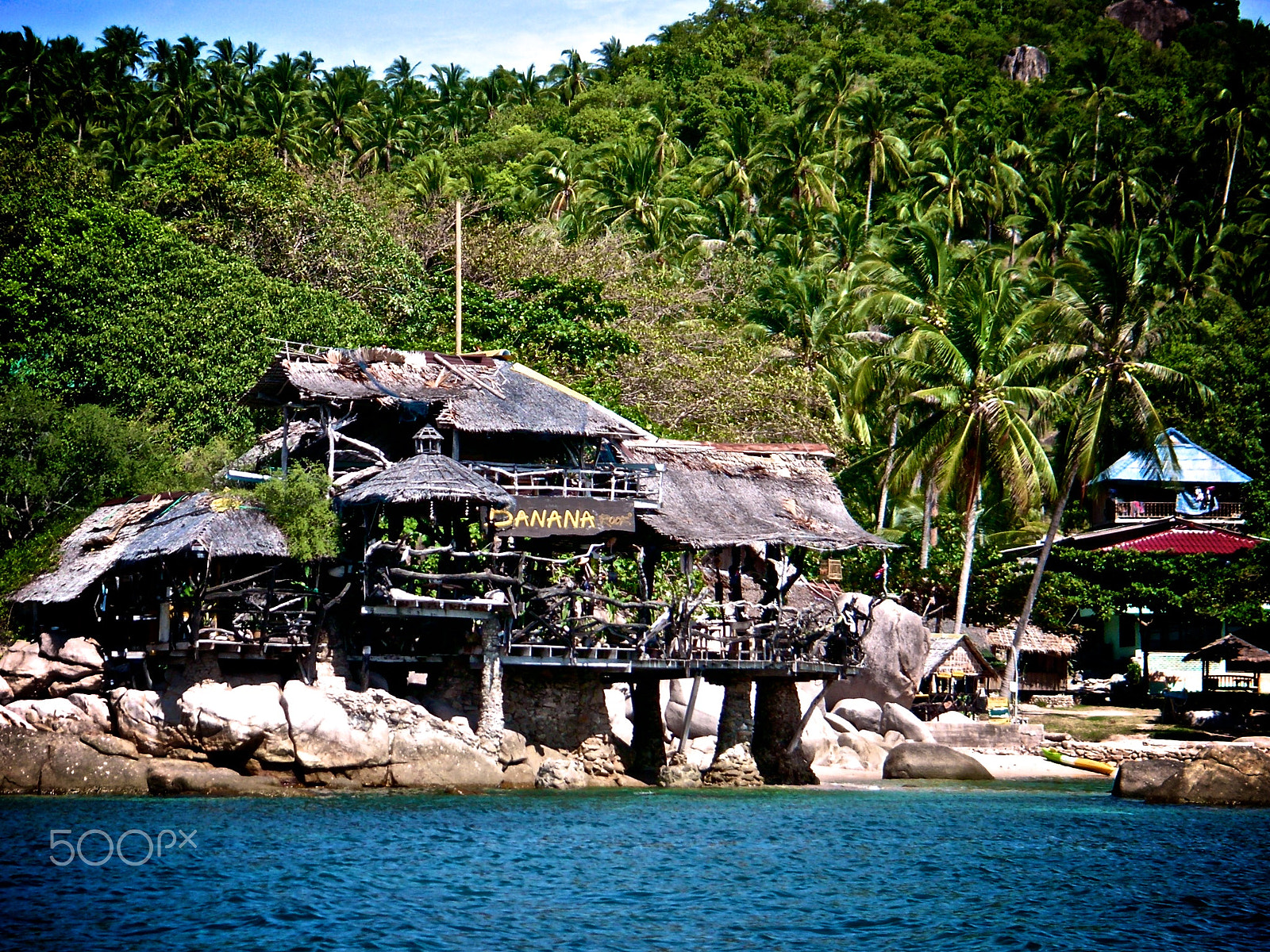 KONICA MINOLTA DiMAGE X60 sample photo. Pirate beach shack photography