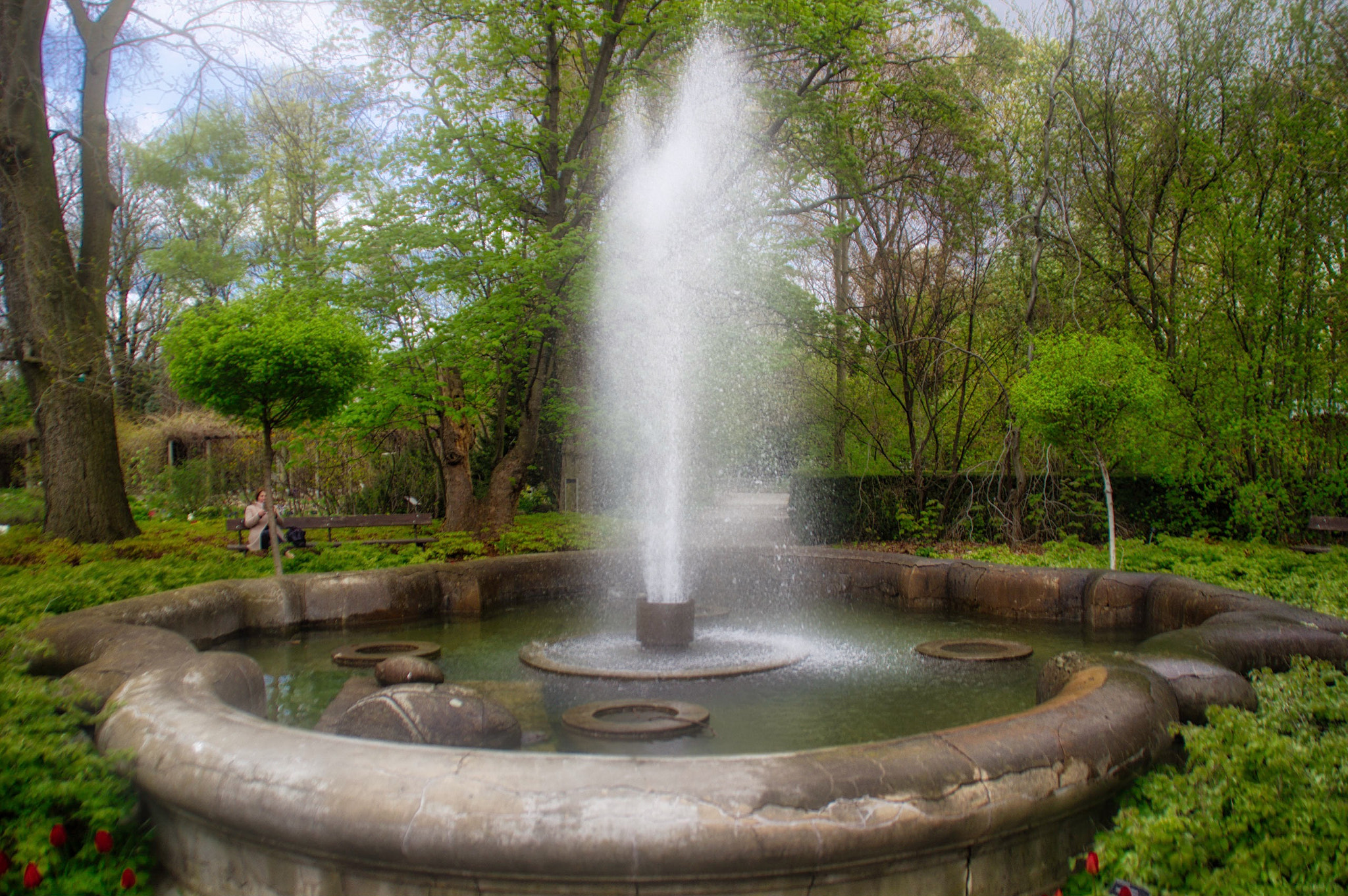 Canon EOS 600D (Rebel EOS T3i / EOS Kiss X5) sample photo. Water fountain, warsaw photography