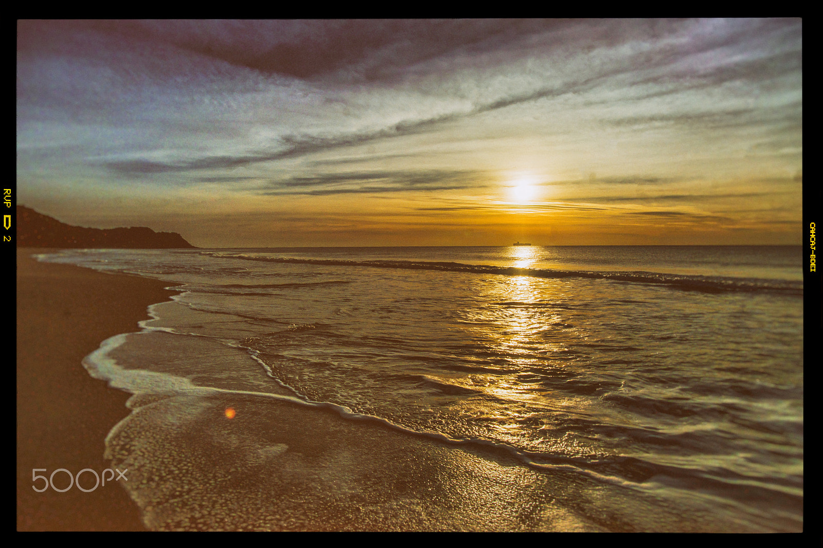 Minolta AF 28-85mm F3.5-4.5 New sample photo. A new morning at the beach... photography